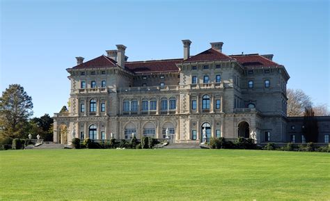 The Breakers Mansion Charlottes Texas Hill Country