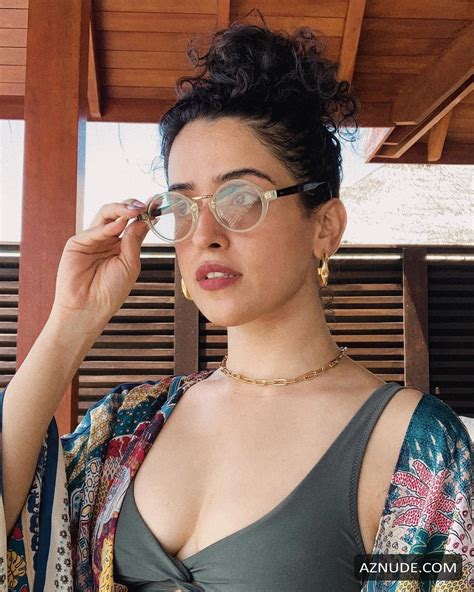 Sanya Malhotra Hot Sexy Bold Pics Collection February Aznude