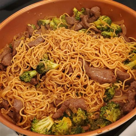 Spicy Beef And Broccoli Chow Mein Recipe Allrecipes