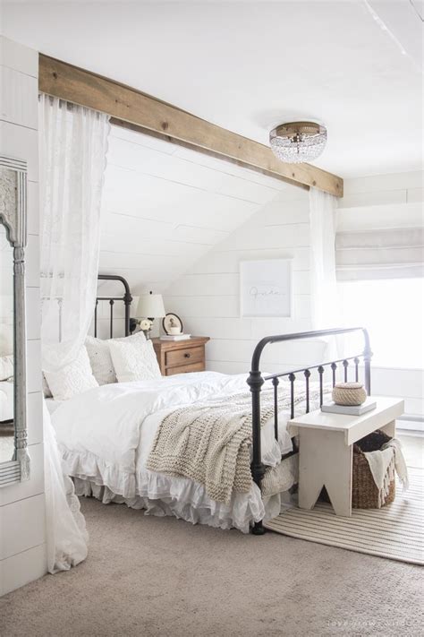 This flush mount ceiling light fixture with the unique sputnik design is the perfect decoration for the modern or farmhouse home, adds industrial style elements to update for home decoration. 7 Modern Farmhouse Bedroom Lighting Ideas | Hunker