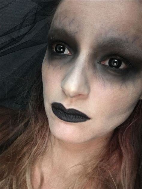 Best Witch Makeup Ideas For This Halloween 45 Ghost Makeup Creepy Halloween Makeup Cute