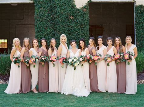 How One Bride Styled Her 12 Bridesmaids To Perfecton Fall Bridesmaid