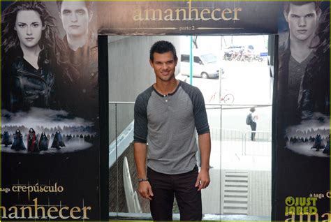 Photo Taylor Lautner Twilight Breaking Dawn Promotional Event Rio Photo Just