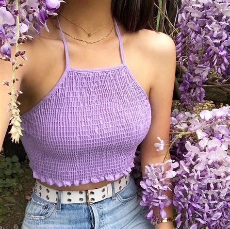 Pin By B E L On Passion For Fashion In 2021 Crop Top Outfits Top Outfits Aesthetic Clothes