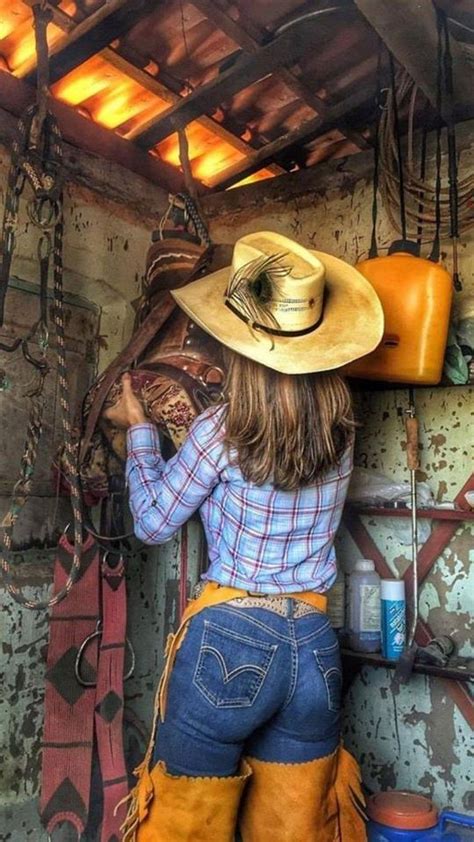 Pin On Country Girls Farmers Daughters Cowgirls