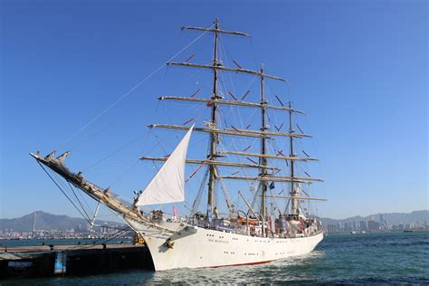 Polish Tall Ship Calls in Hong Kong | Ships Monthly