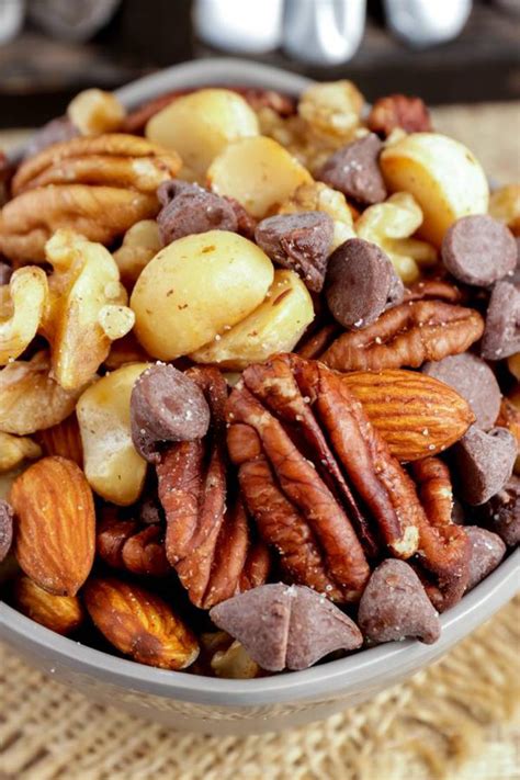 Keto Trail Mix Best Low Carb Keto Sweet And Salty Trail Mix Recipe