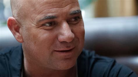 10 Years After Last Pro Match Andre Agassi Visits Us Open