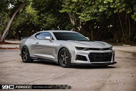 Chevrolet Camaro Zl1 6th Gen Silver Bc Forged Le05 Wheel Front