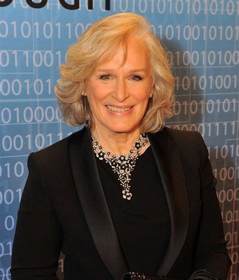 Glenn Close Short Curly Hairstyle Hair Styles For Women Over 50