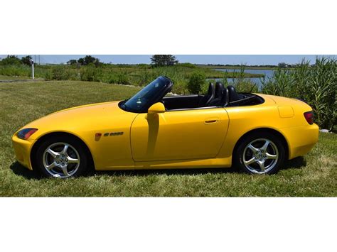 View photos, features and more. Spa Yellow Pearl 2002 Honda S2000 for sale located in ...