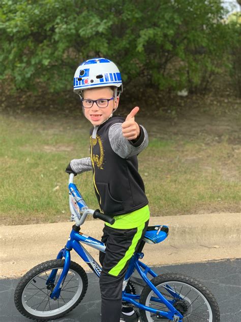 Is Your Child Ready To Ride The Dos And Donts Of Teaching Bike Riding