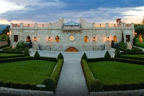 The 10 Most Beautiful Wineries In Napa Valley