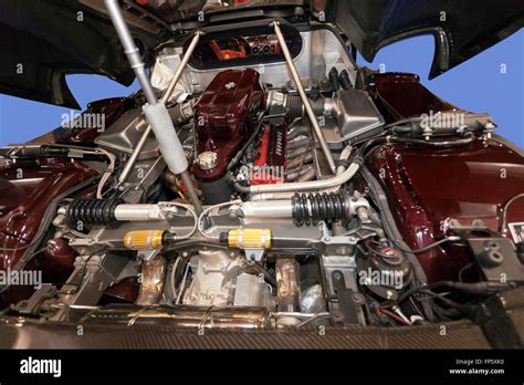 Close Up Of The F140 B V12 Engine Of A Ferrari Enzo Stock Photo Alamy