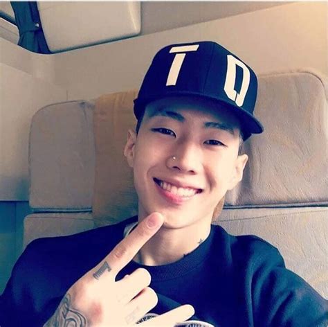 래퍼 스윙스, 고 최진실 모독 논란 가사 사과. 래퍼들 남친짤 모음집.jpg - 힙합 - 에펨코리아