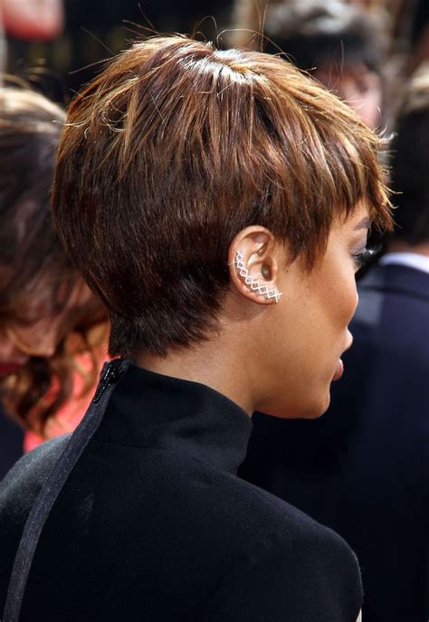 Tyra Banks Short Hair Short Hair Styles Stylish Short Hair