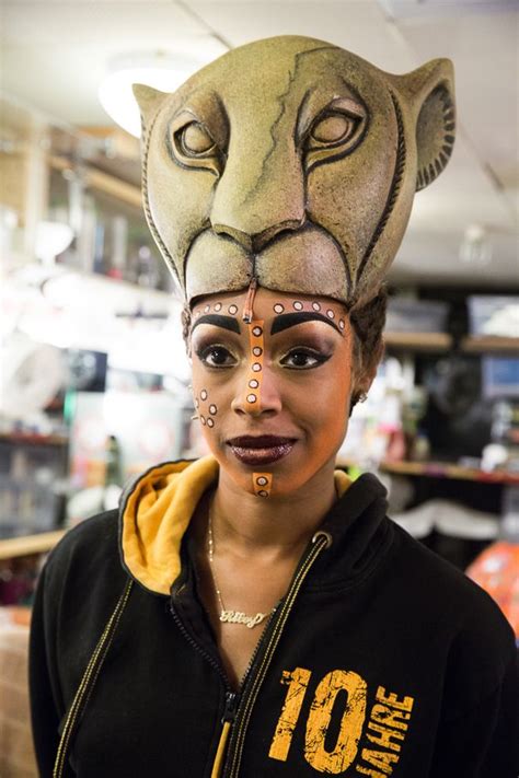 Exclusive Photos Go Backstage With The Cast Of The Lion King On The