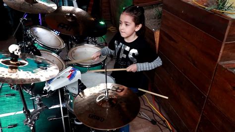 VALERIA MALDONADO Welcome To The Jungel Drum Cover YouTube