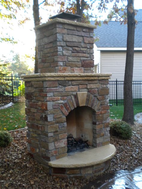 The tuscan home concept is based on giving warmth to your house. Home Improvement Outdoor Stone Fireplaces | HubPages