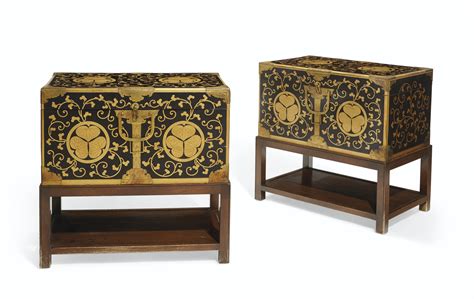 A Pair Of Japanese Black And Gilt Lacquer Boxes And Covers Edo Period