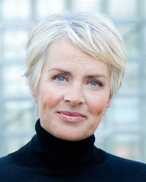 35 Cool Short Hairstyles For Women Over 60 In 2021 2022 Hairstyles
