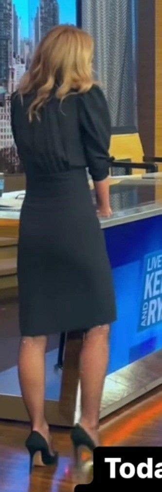 Kelly Ripa In 2021 Little Black Dress Fashion Black Dress