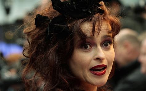 Helena Bonham Carter Difende J K Rowling E Johnny Depp Odio La Cancel Culture Screenworld It