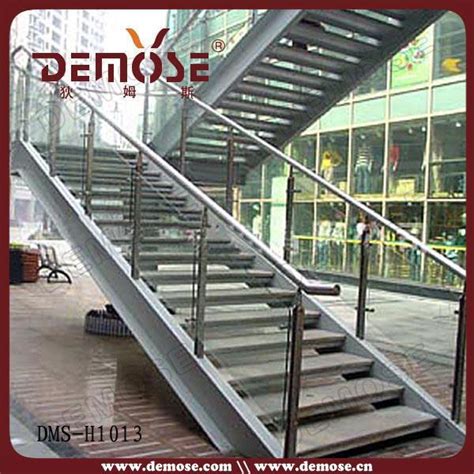 Our stairs are unlike anything in the industry when it comes to design and innovation for all types of prefabricated metal stair kits as well as custom solutions that bolt together on location with no custom tools or equipment. Quality Metal Outdoor Stairs With Steel Steps - Buy Outdoor Stairs,Exterior Metal Stairs,Outdoor ...