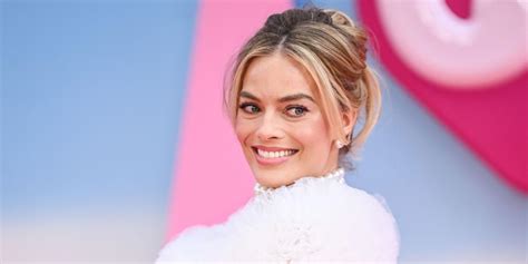 Barbies Margot Robbie Reveals She Faked Death In Naked Prank
