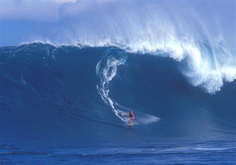Going Total Wipeout On Maui Beach Baby Surfing Destinations Big