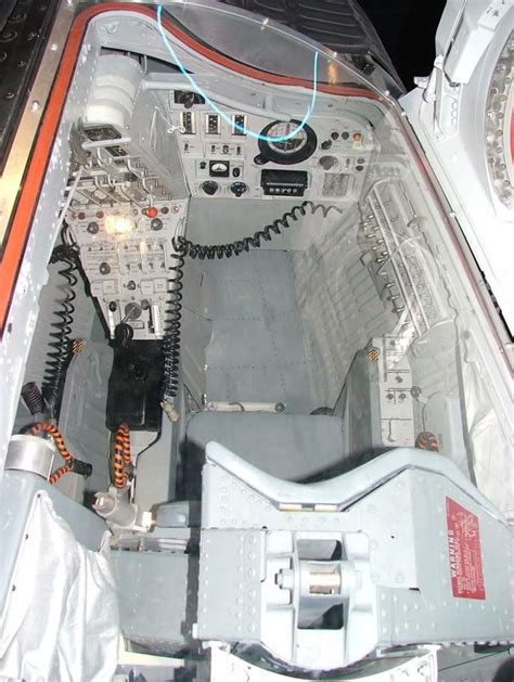 Gemini Capsule Interior Rhs Photo By Evilroyburton Photobucket