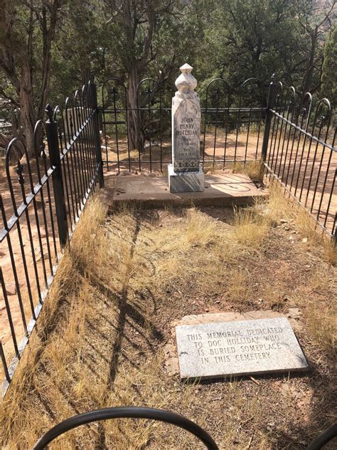 Visiting Doc Holliday's grave - Glenwood Springs, Colorado - Your Travel Handbook