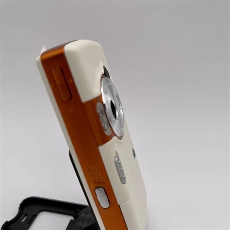 Sony Ericsson W800 Refurbished Original Mobile Phone • Retro Сell Phone