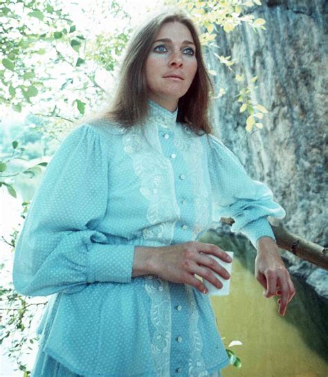 Legendary Singer Judy Collins Talks About Her Decades Long Eating