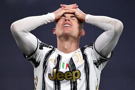 Cristiano Slammed For Unforgiveable Mistake In Juves Ucl Elimination