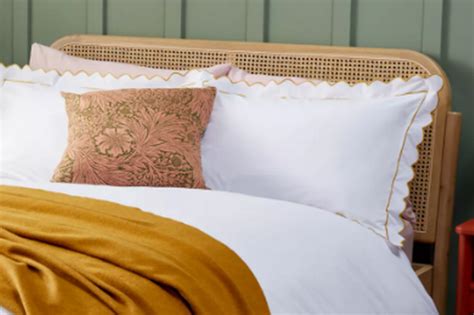 Asda Shoppers Going Wild For Posh Looking £4 Pillowcases With Perfect