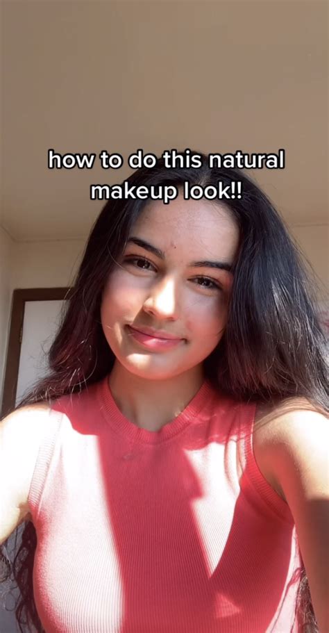How To Do A Natural Makeup Look Beginners Guide To Makeup