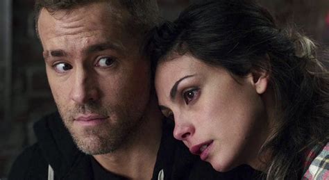 Morena Baccarin Hated Kissing Ryan Reynolds And Filming Two Day Sex Scene With Him In Deadpool