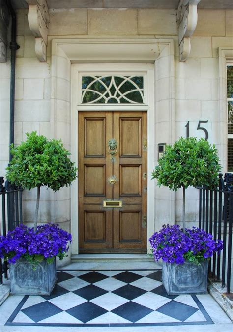 29 Best Front Door Flower Pots Ideas And Designs For 2017