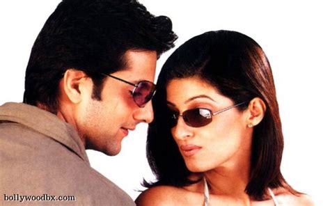 The duration of song is 05:01. Love Ke Liye Kuch Bhi Karega - Bollywood Movies