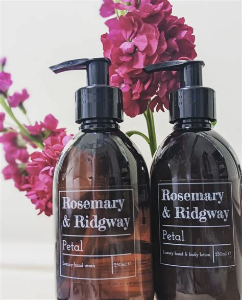 Petal Hand And Body Wash Rosemary And Ridgway