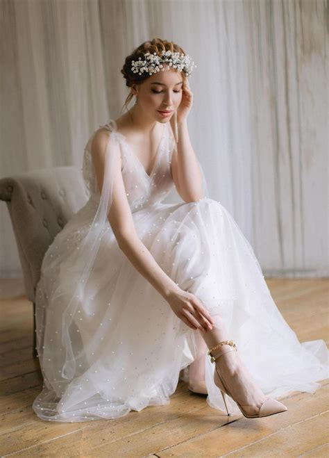 25 Beautiful Pearl Wedding Dresses And Accessories From Etsy