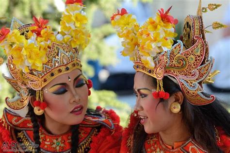 Indonesian Folk Dance Indonésie