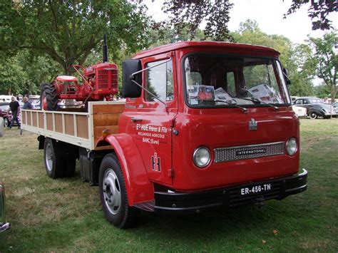 What kind of tractor is an international harvester? Loadstar CO 1600 | International harvester truck ...