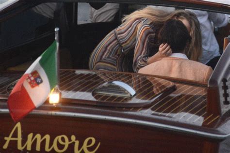 Johnny Depp And Wife Amber Heard Take A Romantic Boat Ride In Venice