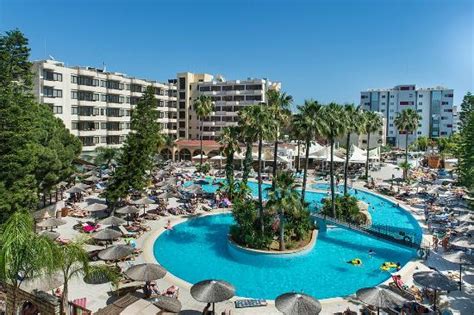 Lagoon Pool Picture Of Atlantica Oasis Hotel Limassol Tripadvisor