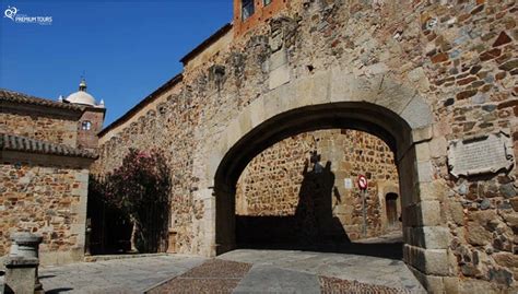 Visite A Cidade Espanhola De Cáceres Portugal Premium Tours