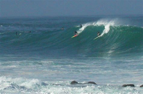 Waimea Bay Surfing Hawaii Picture Of The Day