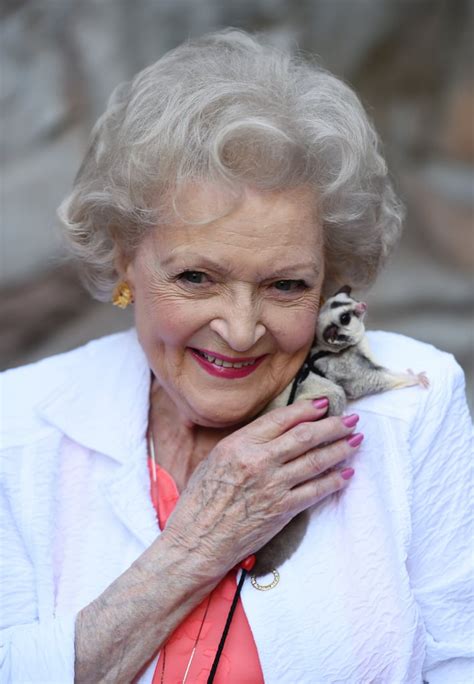 During A Trip To A Zoo In 2015 Betty White Matched Her Nails To Her