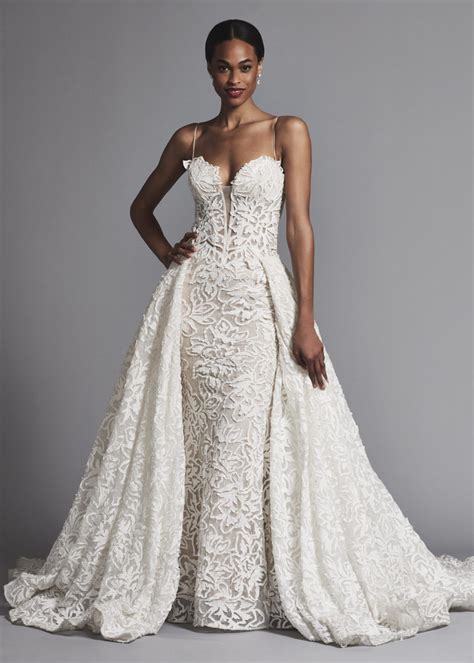Lace Corset Bodice Sheath Wedding Dress With Lace Overskirt Pnina Tornai Style 4572